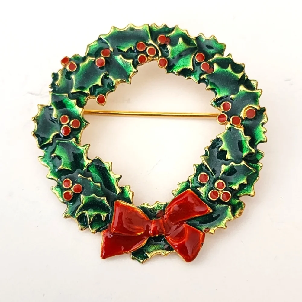 Holly Wreath Brooch